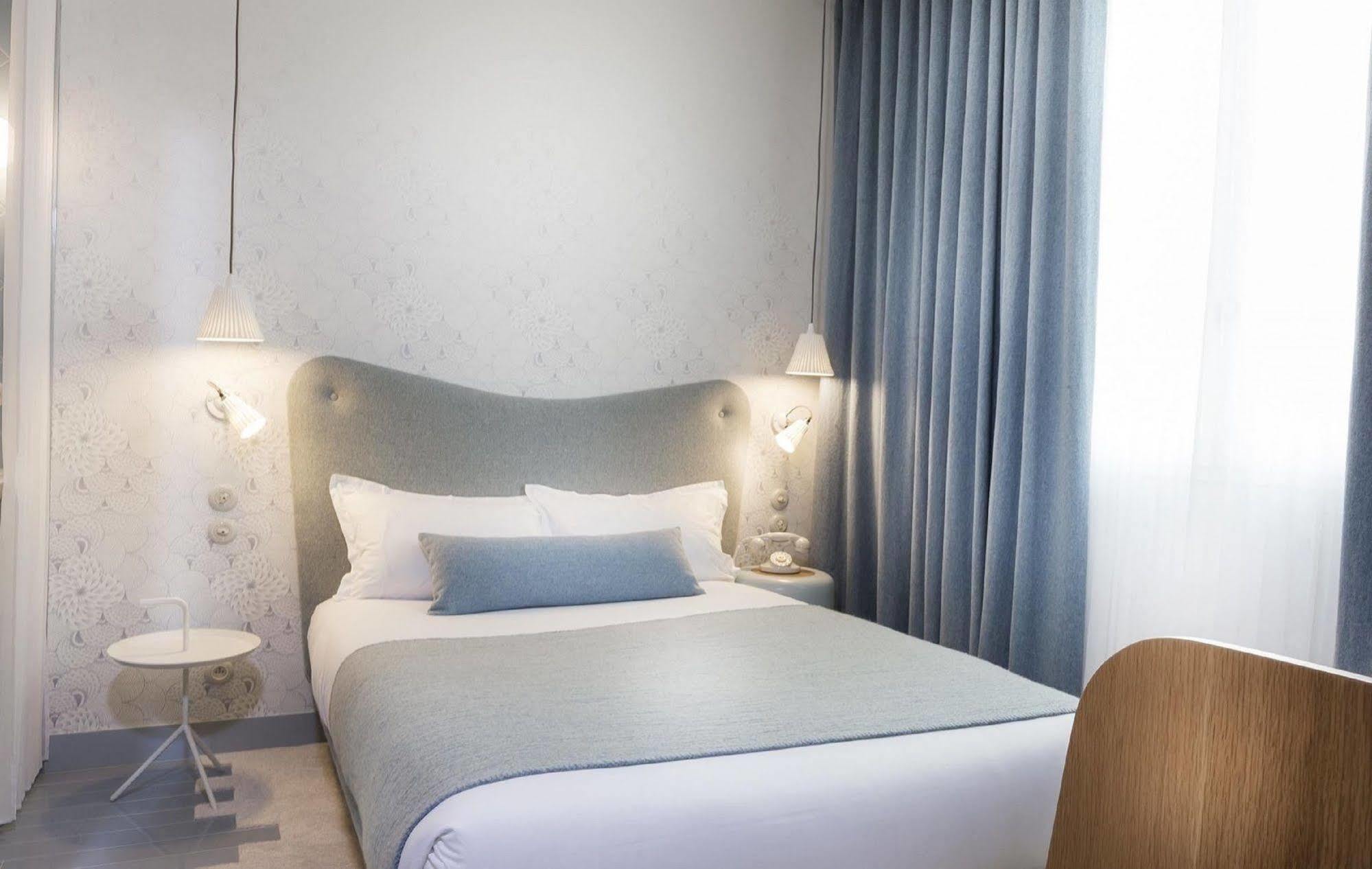 Le Lapin Blanc 4* Parijs